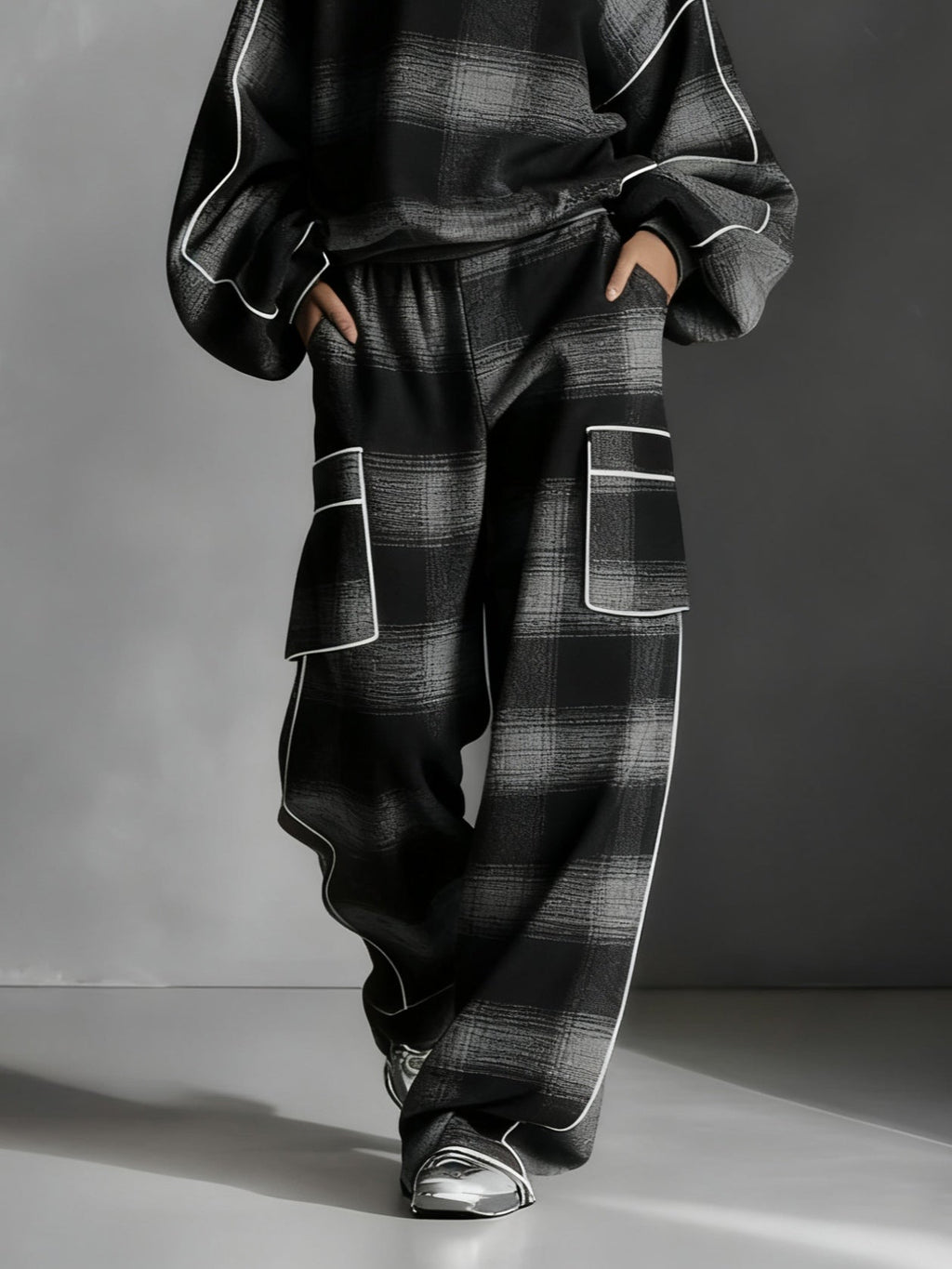 Black and Gray Plaid Color-blocked Sweatshirt and Casual Pants Two-piece set